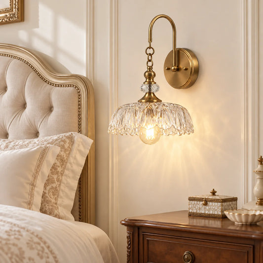 Amlawdd Vintage Textured Glass Floral Wall Light