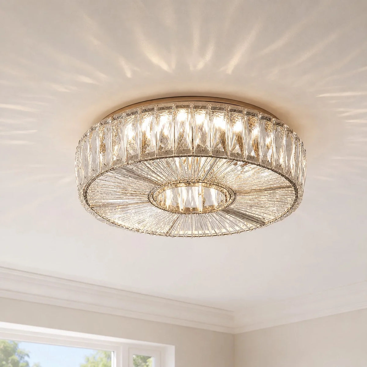Sorren Modern Luxury Clear Glass Flush Mount Ceiling Light (4).webp__PID:a606124d-e1db-4778-af87-ba762d9c1e3f