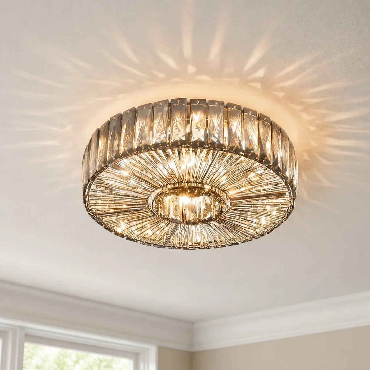 Sorren Modern Luxury Clear Glass Flush Mount Ceiling Light (8).webp__PID:e1db8778-af87-4a76-ad9c-1e3fa89386ee